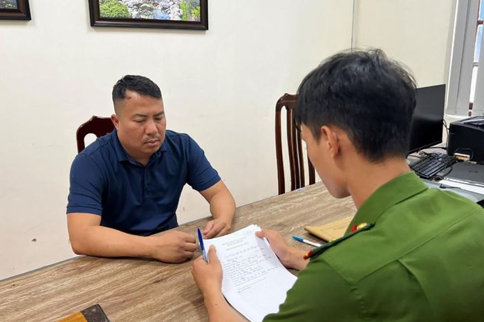 Đối tượng Nguyễn Đức Hà tại cơ quan điều tra. Ảnh: Công an tỉnh Lạng Sơn