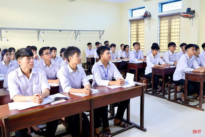Ứng dụng công nghệ thông tin giúp giáo viên thuận lợi hơn trong việc tìm kiếm, thiết kế học liệu, xây dựng bài giảng trực quan.