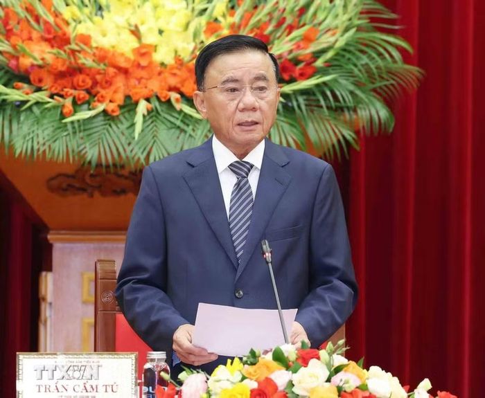 Thường trực Ban Bí thư Trần Cẩm Tú phát biểu tại buổi tiếp Đoàn cán bộ lãnh đạo trẻ Đảng Nhân dân Campuchia. (Ảnh: Phương Hoa/TTXVN)