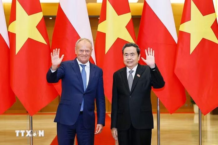 Chủ tịch Quốc hội Trần Thanh Mẫn hội kiến Thủ tướng Ba Lan Donald Tusk. (Ảnh: Doãn Tấn/TTXVN)