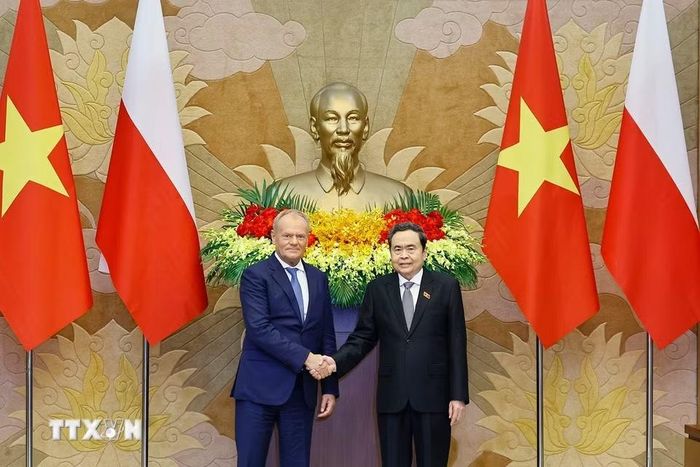 Chủ tịch Quốc hội Trần Thanh Mẫn hội kiến Thủ tướng Ba Lan Donald Tusk. (Ảnh: Doãn Tấn/TTXVN)