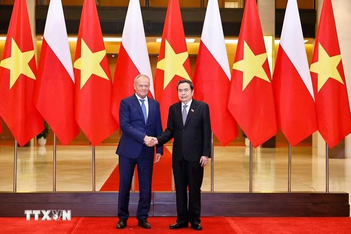 Chủ tịch Quốc hội Trần Thanh Mẫn hội kiến Thủ tướng Ba Lan Donald Tusk. (Ảnh: Doãn Tấn/TTXVN)