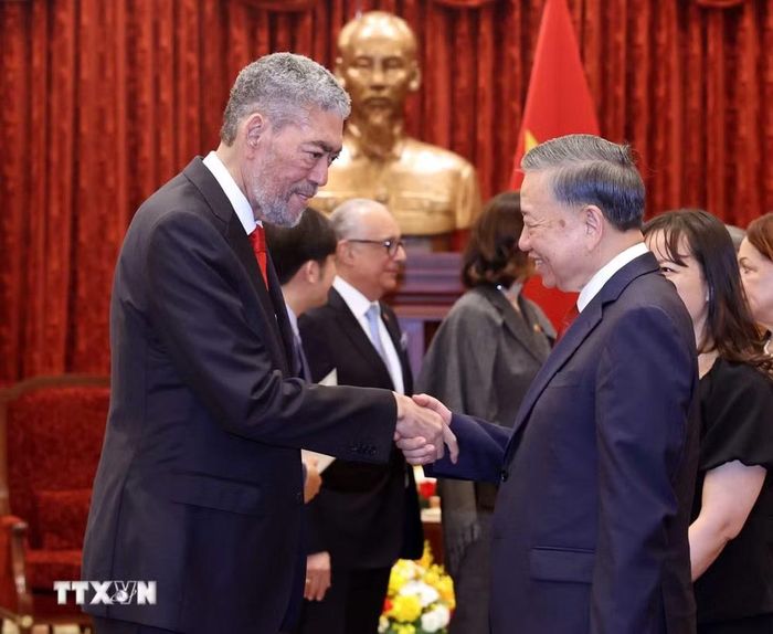 Tổng Bí thư, Chủ tịch nước Tô Lâm tiếp đồng chí Miguel Mejia, Tổng Bí thư Đảng Phong trào Cánh tả Thống nhất (MIU), Cộng hòa Dominicana. (Ảnh: Thống Nhất/TTXVN)