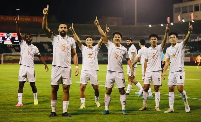 SLNA đang là đội duy nhất bất bại tại V-League sau vòng 5. Ảnh: SLNA FC