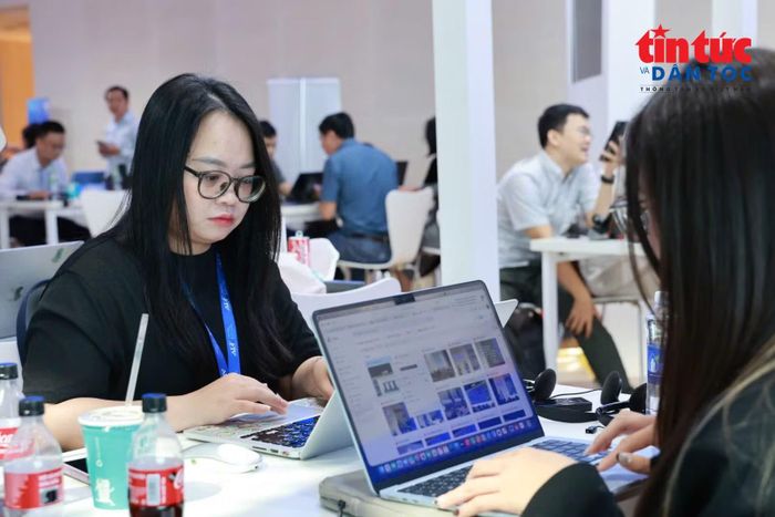 Báo chí góp phần lan toả các thông tin tích cực về Diễn đàn Kinh tế Mùa thu 2026.