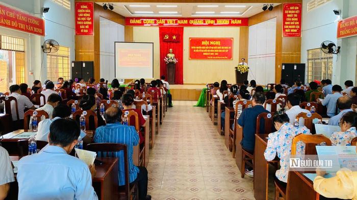 Hội nghị tuyên truyền, phổ biến pháp luật, góp phần nâng cao nhận thức và ý thức chấp hành pháp luật trong nhân dân.