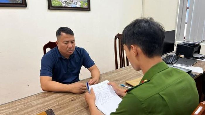 Đối tượng Nguyễn Đức Hà tại cơ quan điều tra. 