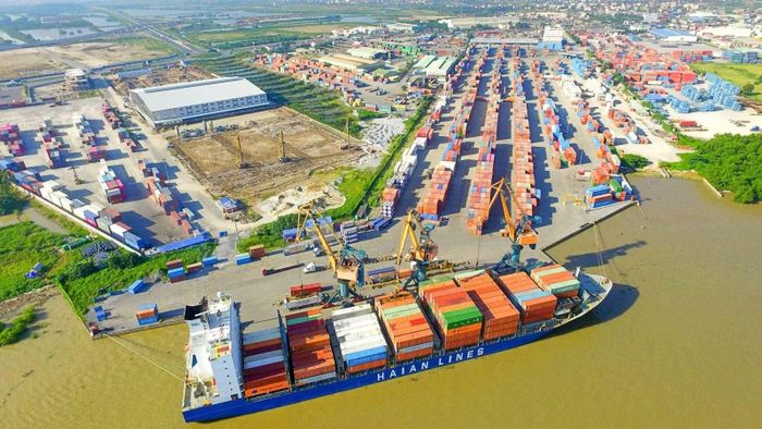 Công ty Hải An HAH đang sở hữu đội tàu container lớn top 100 thế giới và đang có kế hoạch bổ sung thêm tàu. Ảnh: HAH.