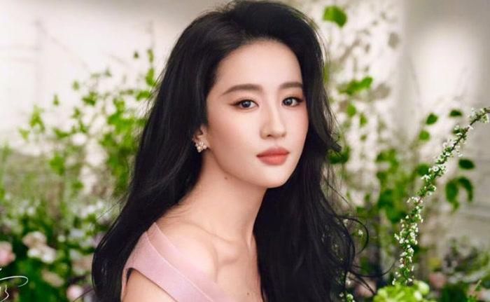 Lưu Diệc Phi chưa công bố dự án phim mới sau gần 3 năm vắng bóng.