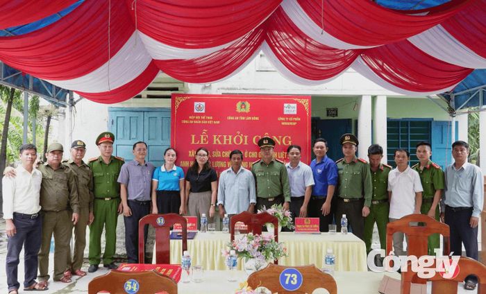 Hoạt động hỗ trợ xây dựng nhà ở góp phần giúp các hộ khó khăn ổn định cuộc sống.