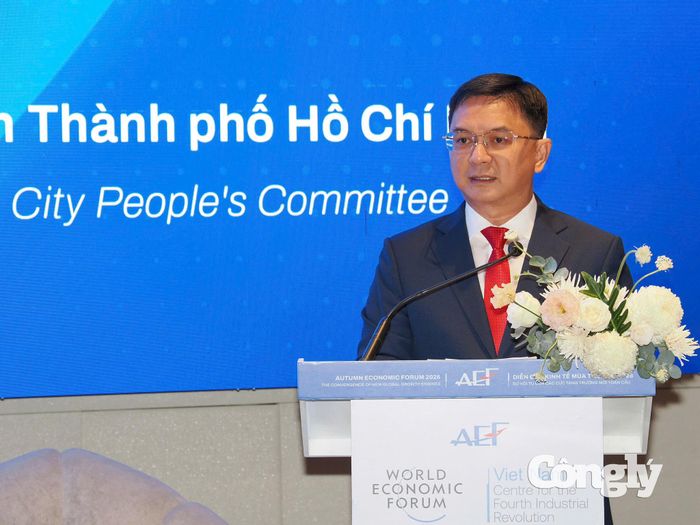 Phó Chủ tịch UBND TP.HCM Nguyễn Mạnh Cường phát biểu.