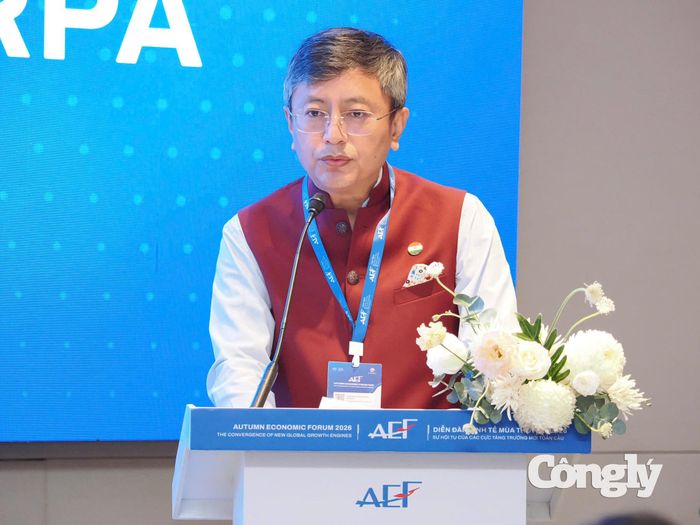 Đại sứ Ấn Độ tại Việt Nam Tshering Wangchuk Sherpa phát biểu.