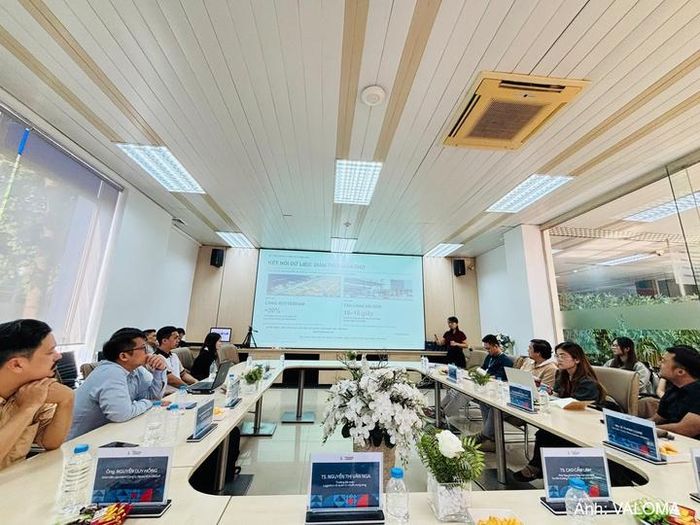 Năng lực sử dụng dữ liệu và AI để hỗ trợ quyết định đang trở thành yêu cầu quan trọng đối với nhà quản lý logistics.