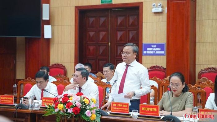 Phó Chủ tịch UBND tỉnh Quảng Trị ông Lê Đức Tiến phát biểu tại buổi làm việc 