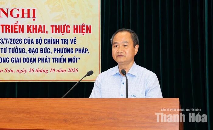 PGS, TS. Đỗ Xuân Tuất truyền đạt những điểm mới của Chỉ thị số 07-CT/TW.