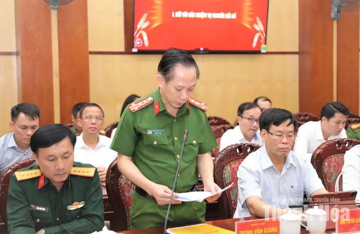 Phó Giám đốc Công an tỉnh Trịnh Văn Giang báo cáo kết quả thực hiện Nghị quyết số 57-NQ/TW của Bộ Chính trị 10 tháng năm 2026.