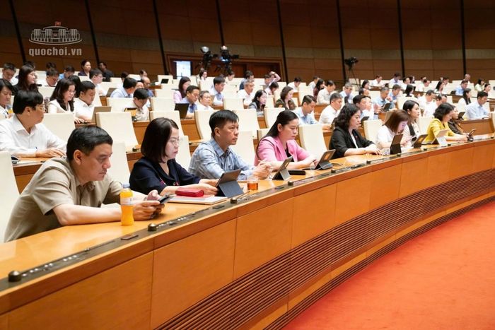 Các đại biểu tham dự tại hội trường. Ảnh: Quochoi.vn