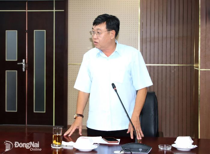 Phó Giám đốc Báo và Phát thanh, Truyền hình Đồng Nai Hoàng Bình Long chia sẻ về công tác phối hợp, thông tin, tuyên truyền các hoạt động tại chương trình DIGIFEST Đồng Nai 2026. Ảnh: Hải Quân