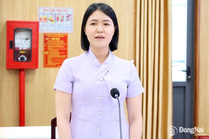 Phó Trưởng Ban Văn hóa - Xã hội HĐND thành phố Đào Thị Triển phát biểu tại buổi làm việc. Ảnh: Hồ Thảo