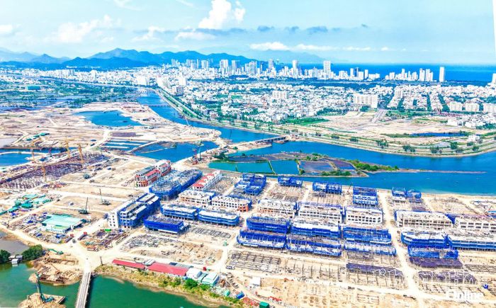 Cải thiện năng lực cạnh tranh cấp tỉnh góp phần đẩy mạnh thu hút đầu tư. (Trong ảnh: Dự án Khu đô thị hỗn hợp Nha Trang)