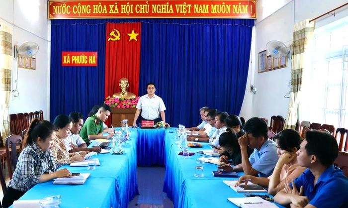 Quang cảnh cuộc họp.