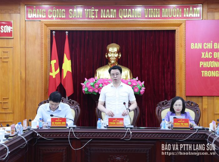 Đồng chí Trần Quân, Ủy viên dự khuyết Trung ương Đảng, Phó Bí thư Thường trực Tỉnh ủy phát biểu tại hội nghị