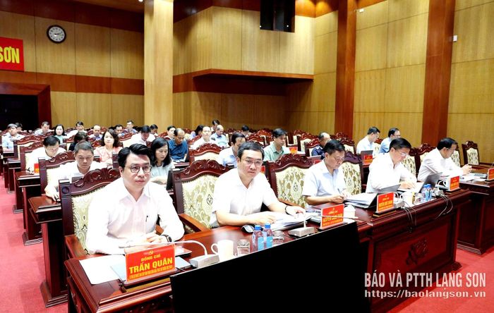 Các đồng chí lãnh đạo tỉnh dự hội nghị tại điểm cầu trung tâm