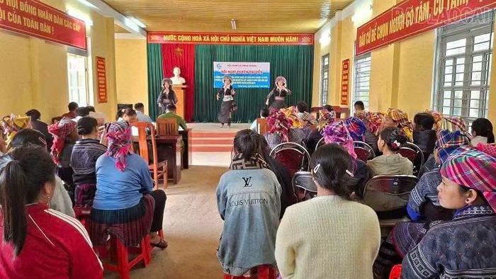 Đa dạng hình thức tuyên truyền góp phần nâng cao nhận thức, từng bước thay đổi quan niệm về hôn nhân và gia đình.