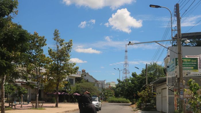 “Mắt thần” đô thị phía Đông Nam tỉnh góp phần giữ bình yên đường phố, khu dân cư