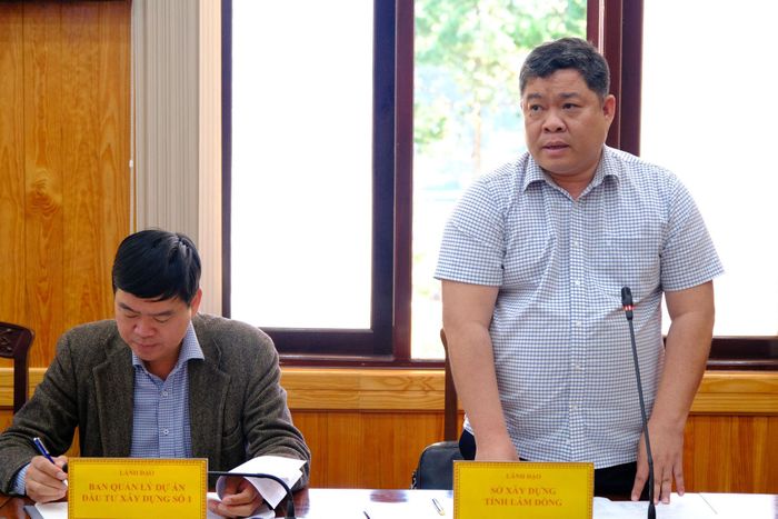 Ông Nguyễn Thanh Long, Phó Giám đốc Sở Xây dựng tỉnh Lâm Đồng phát biểu tại buổi làm việc