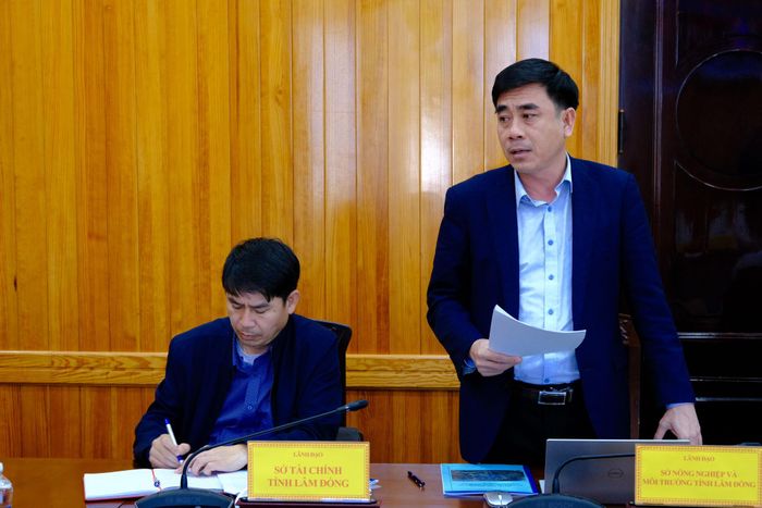 Ông Lê Thanh Sơn, Phó Giám đốc Sở Nông nghiệp và Môi trường phát biểu tại buổi làm việc