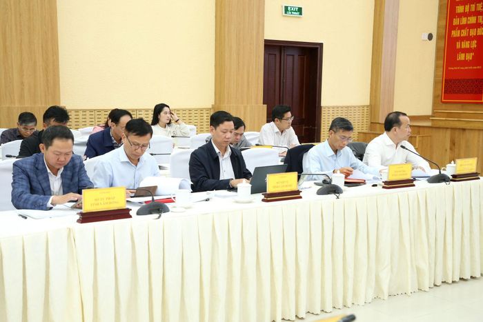 Các đại biểu tham dự hội nghị