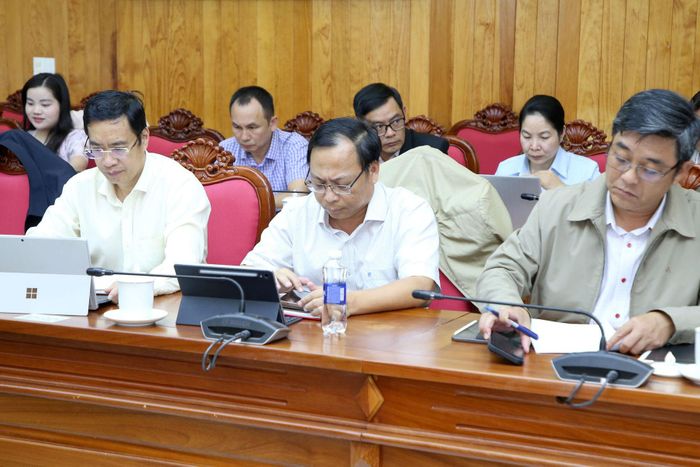 Lãnh đạo Văn phòng UBND tỉnh tại cuộc họp