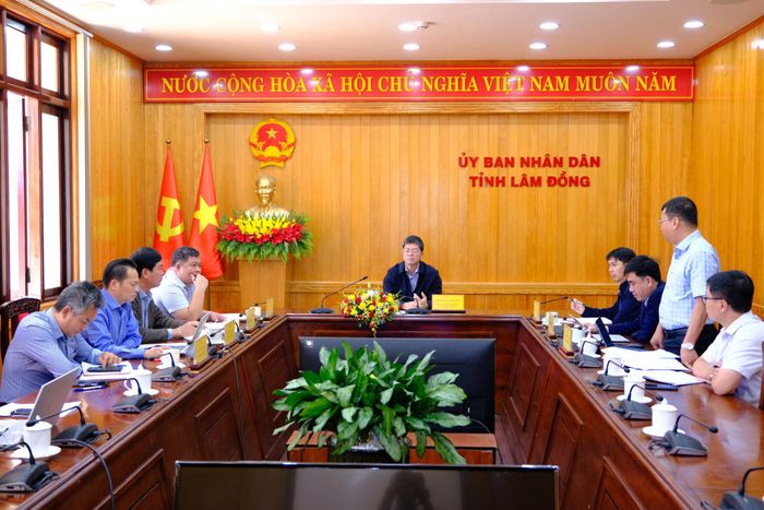 Lâm Đồng xem xét giao đơn vị chủ trì triển khai 2 dự án bãi đỗ xe