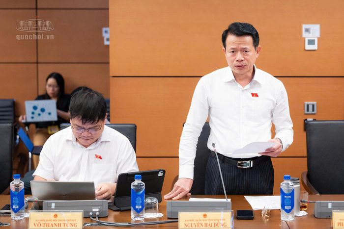 Đại biểu Nguyễn Hải Dũng, Ủy viên, ĐBQH hoạt động chuyên trách tại Ủy ban Pháp luật và Tư pháp của Quốc hội phát biểu thảo luận.