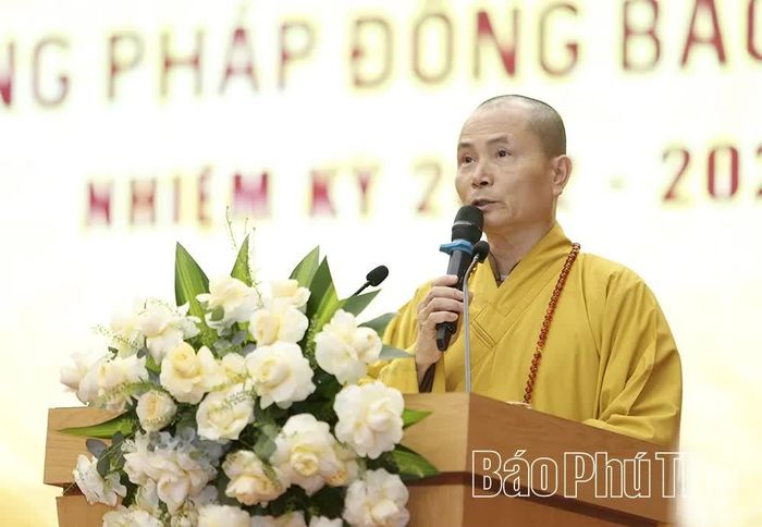 Đại diện Phân ban Hoằng pháp đồng bào DTTS phát biểu tại lễ tổng kết.