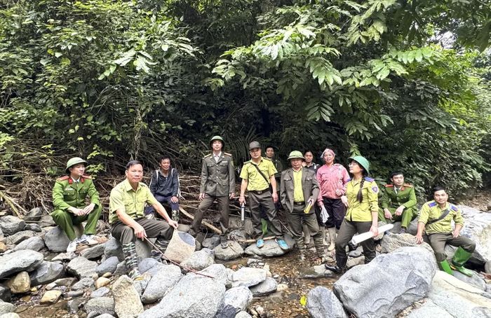 Lãnh đạo Vườn Quốc gia Xuân Sơn và lực lượng kiểm lâm thường xuyên kiểm tra, bảo vệ rừng.