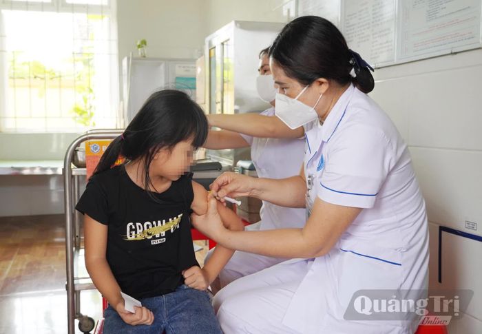 Theo khuyến cáo, tiêm vắc xin là biện pháp phòng bệnh não mô cầu chủ động và hiệu quả nhất - Ảnh: H.L