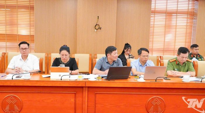 Đại biểu dự cuộc họp. 