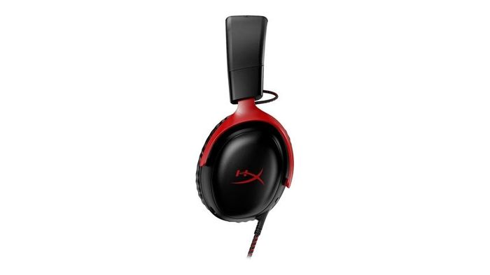Khung và càng earcup Cloud III hiện rõ ở góc nhìn bên, những vị trí cần tránh bị xoắn khi bỏ tai nghe vào balô. Ảnh: HyperX.