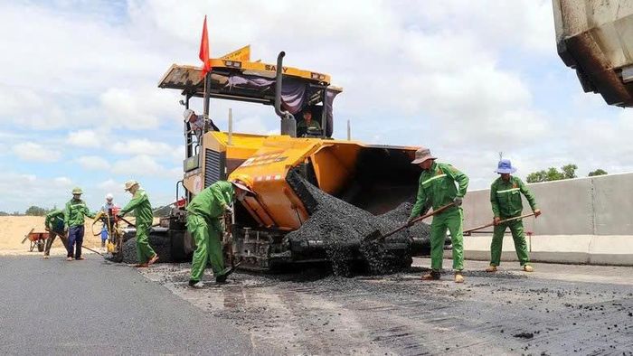  Cần xây dựng môi trường làm việc đủ sức thu hút, giữ chân người lao động. Ảnh minh hoạ. 