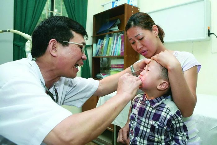 Chính sách thuế mới kỳ vọng giúp người bệnh tiếp cận dịch vụ y tế và dinh dưỡng tốt hơn với chi phí thấp hơn. Ảnh: Đức Thanh