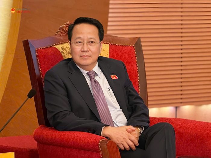 Phó Chủ nhiệm Ủy ban Dân nguyện và Giám sát Hoàng Anh Công phát biểu tại buổi tiếp