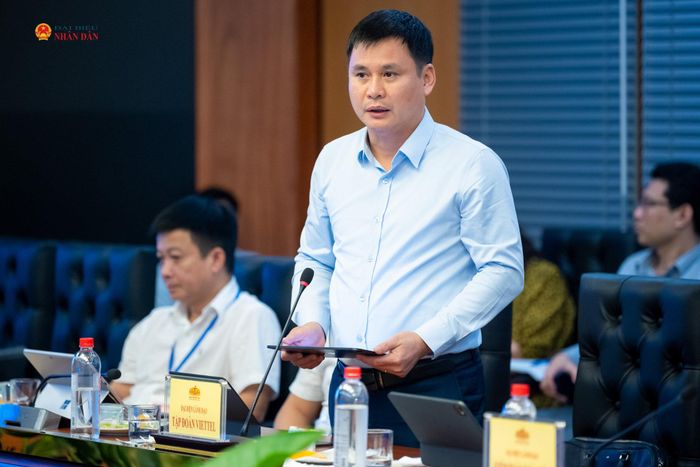 Đại diện Tập đoàn Công nghiệp – Viễn thông Quân đội (Viettel) phát biểu