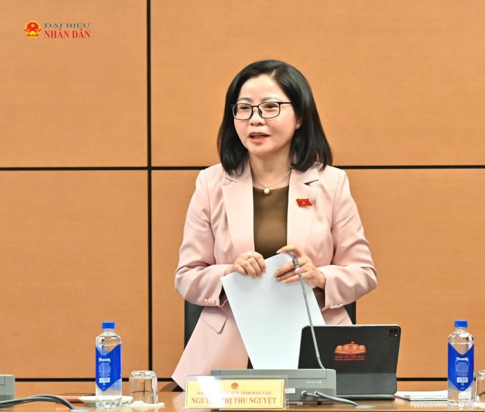 ĐBQH Nguyễn Thị Thu Nguyệt (Đắk Lắk) phát biểu. Ảnh: Quang Khánh