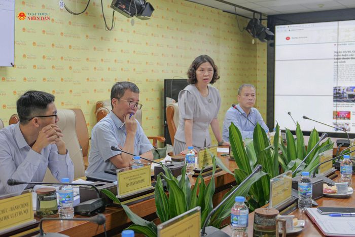 Vụ trưởng Vụ Thông tin - Thư viện và Bảo tàng Hoàng Thị Lan Nhung phát biểu tại Hội nghị. Ảnh: Quốc Việt