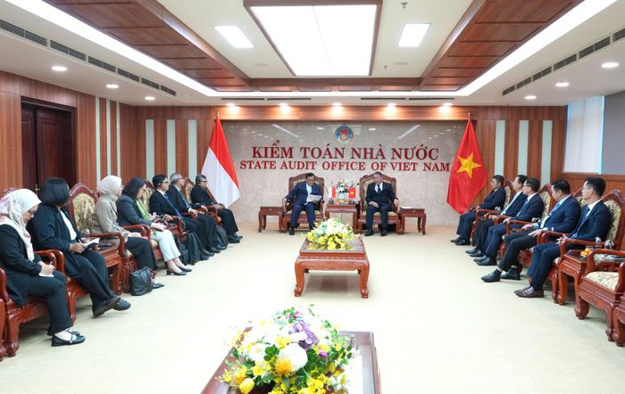Quang cảnh buổi tiếp đón. Ảnh: N.LY