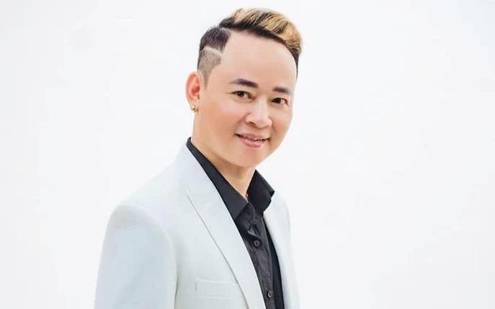 Từ năm 2018, Tùng Dương đã dừng hoạt động nghệ thuật. Ảnh: FBNV