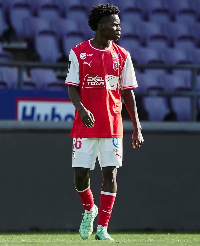Sao trẻ Seydou Dembélé lựa chọn Stade de Reims thay vì Chelsea và Barcelona↵