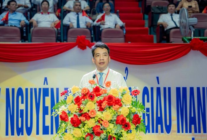 Phó Chủ tịch UBND thành phố Trần Hữu Thuỳ Giang phát biểu tại lễ khai mạc